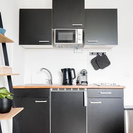 Homefy Studio Heaven - Self Check-In - Free Parking - Elevator Essen Esterno foto